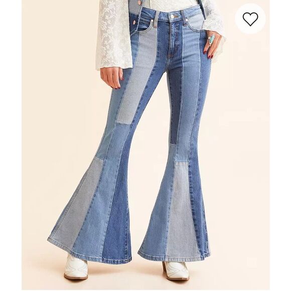 Wrangler Denim - WRANGLER® X LAINEY WILSON Patchwork Super Flare Jean 29x30